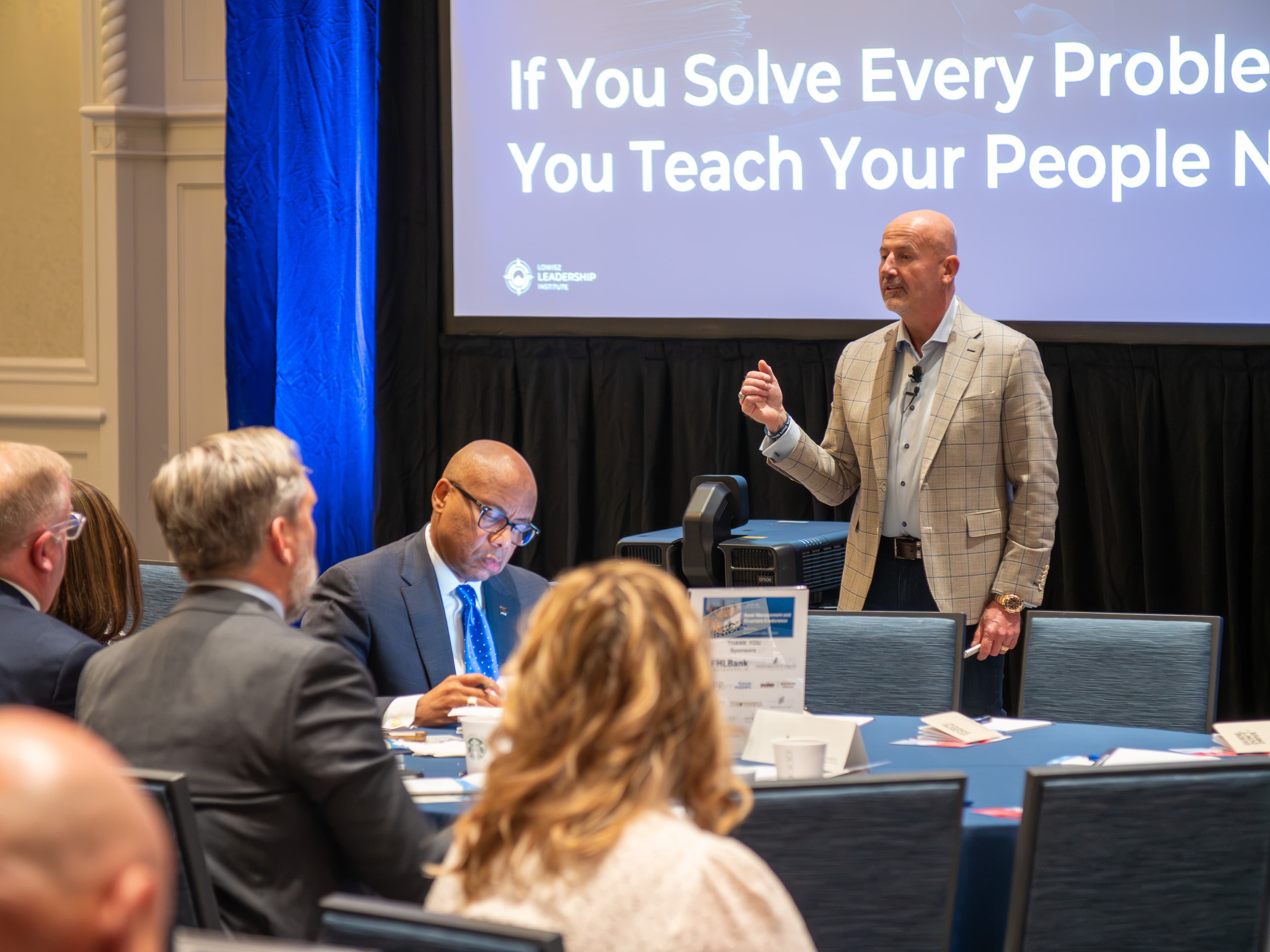 Steve Lowisz banking keynote