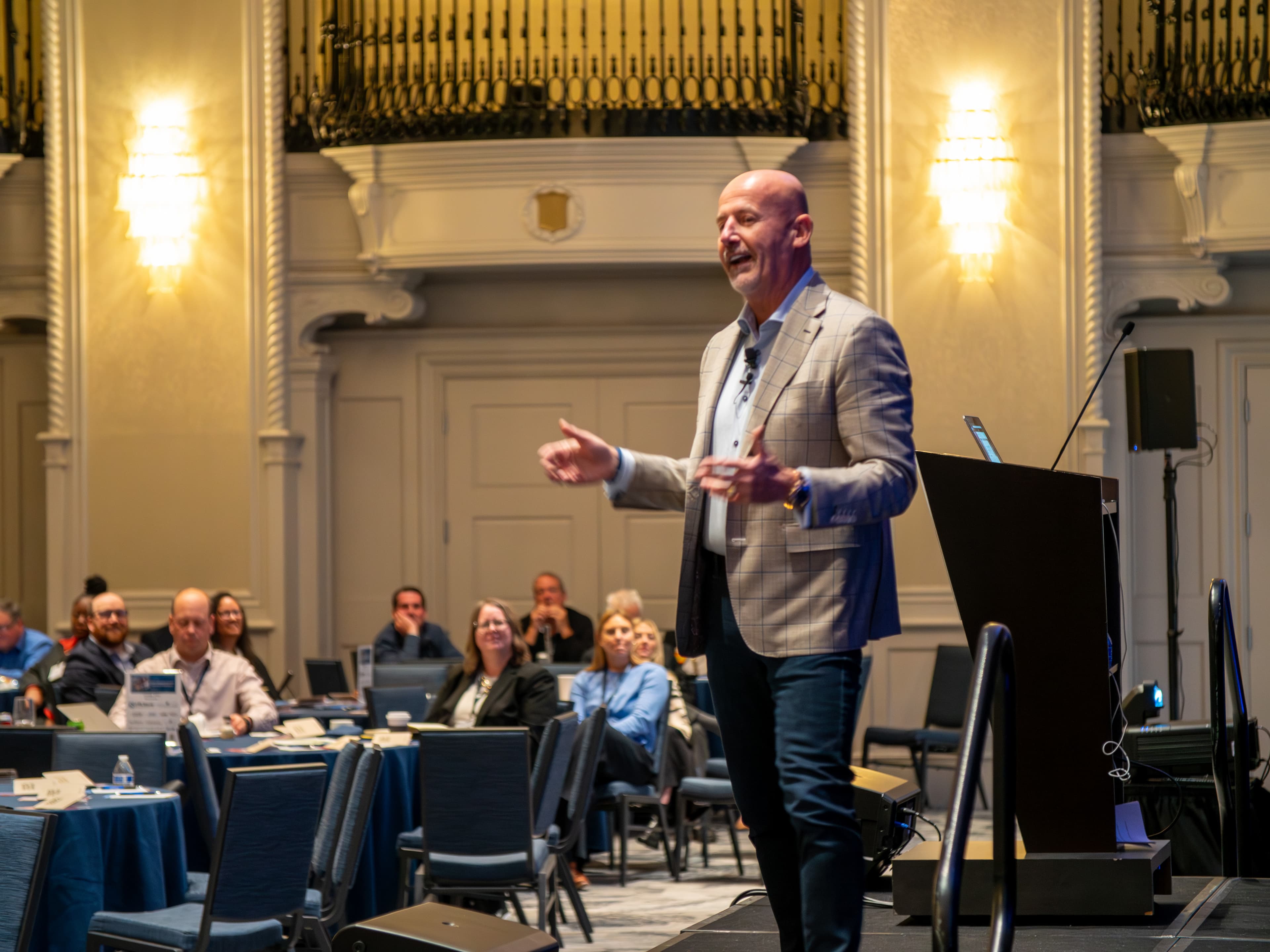 Steve Lowisz speaking to engaged audience